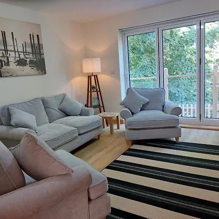 Nyaraló Two Bedroom - Country Lane -10 Min Walk To Perranporth
