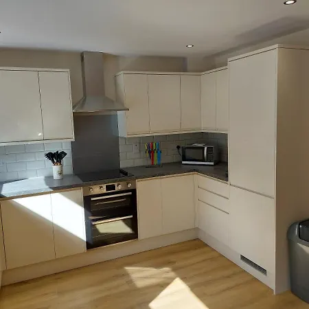 Two Bedroom - Country Lane -10 Min Walk To Nyaraló Perranporth